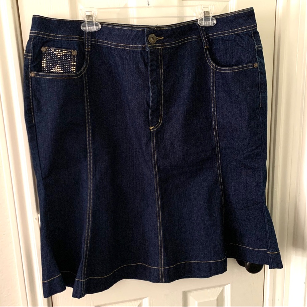 Andre Bini size 20 Jean Skirt💙💙
